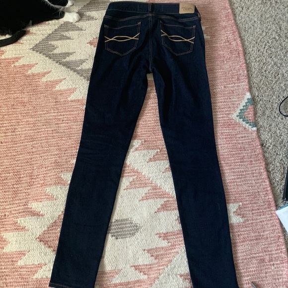 Abercrombie Skinny Jeans - Picture 2 of 7